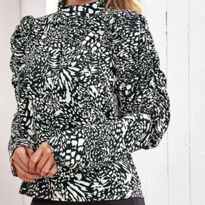 Gigot Sleeve Print Top